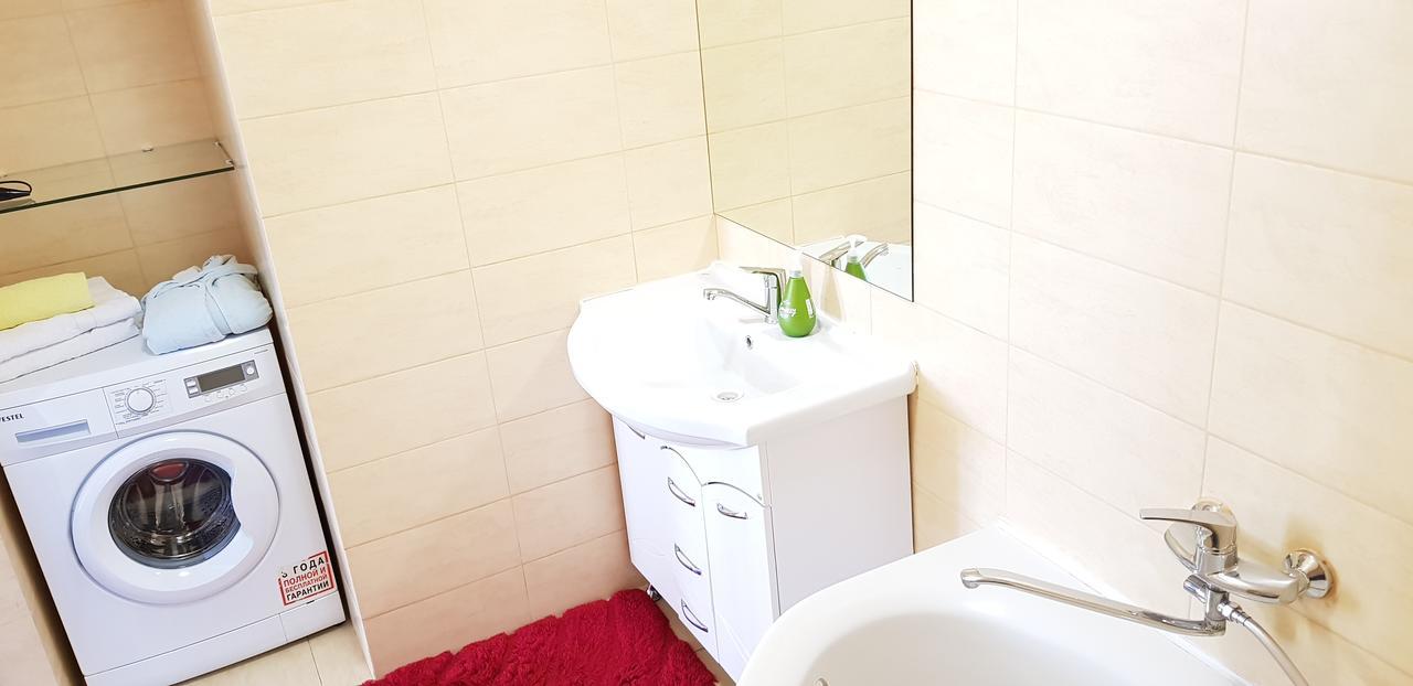 Apartment Lazurniy Asztana Kültér fotó